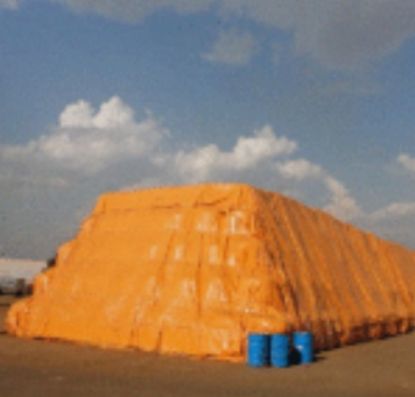 Imagem de LONA PLASTICA LARANJA/PRETO 6 X 5M COM BAINHA